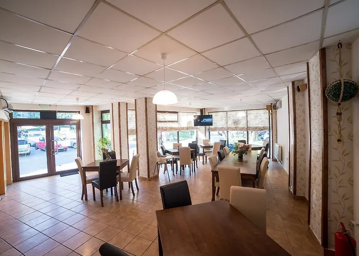 Guest house Pensiunea Caramida